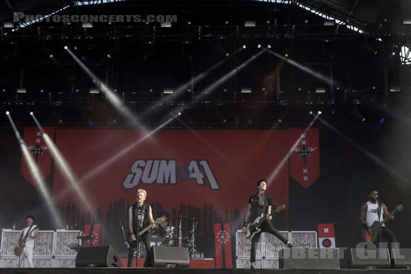 SUM 41 - 2016-08-28 - SAINT CLOUD - Domaine National - Grande Scene - 